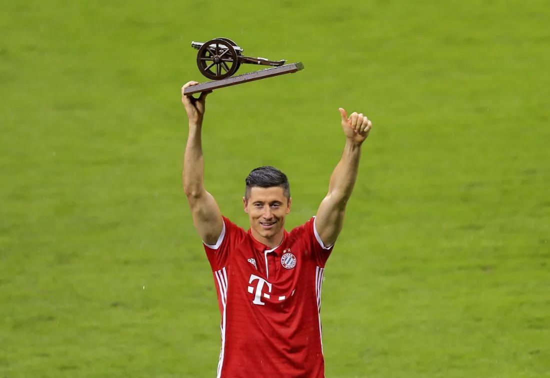 开云-莱万多夫斯基连续五场比赛得分超过败北，热火不断突破！的简单介绍-开云