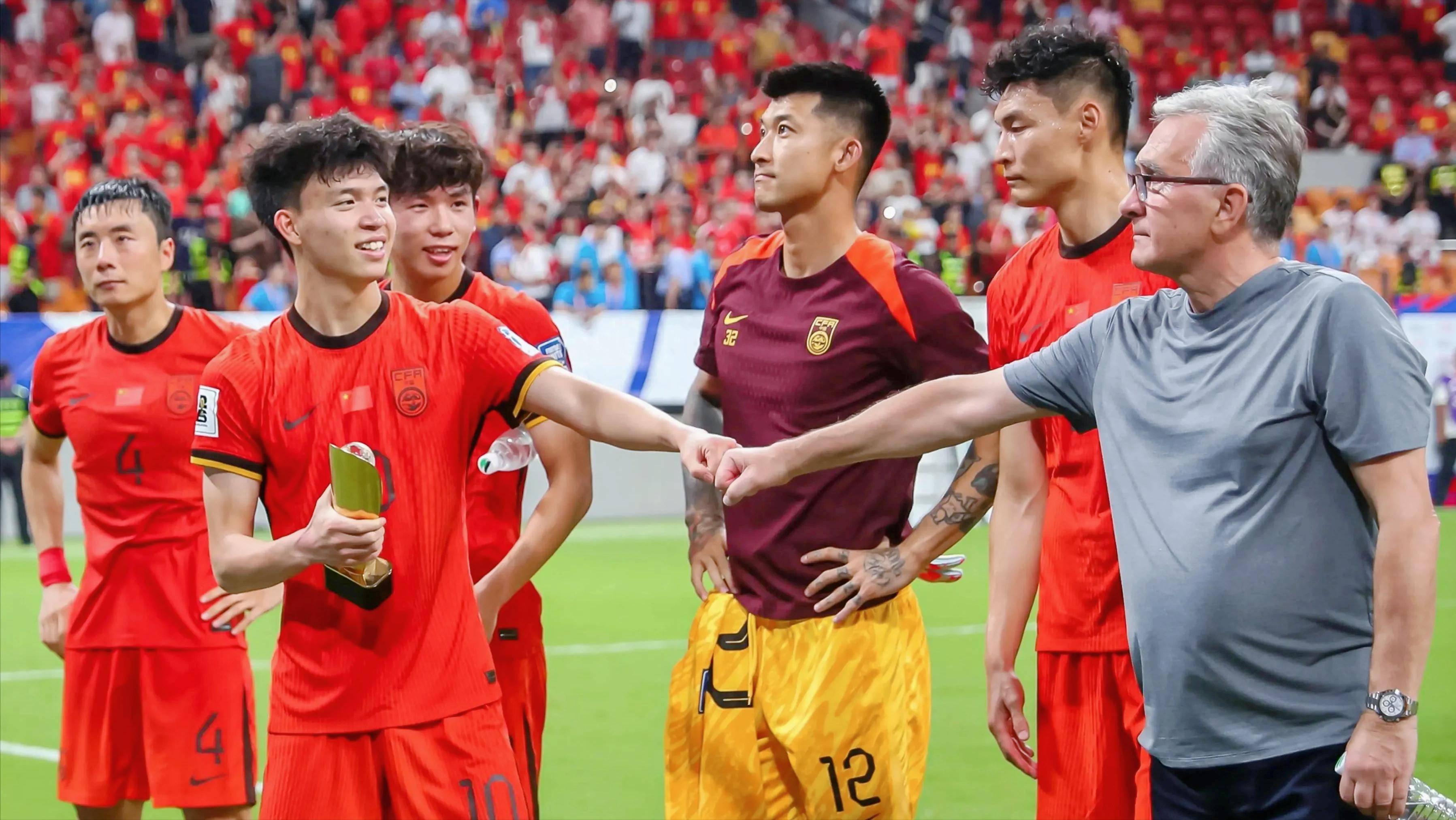 开云app-全明星赛今晨走向成谜;洛杉矶湖人手感冰凉;球迷炸锅;纪律约束更严格-开云app